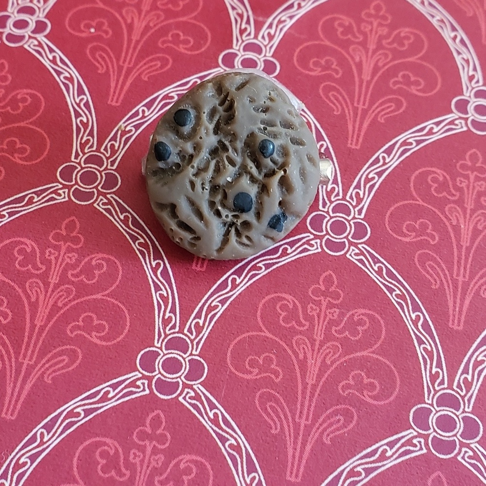 Cookie brooch